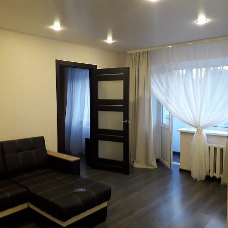 Apartment On Meretskova-Volosova Nowogród Wielki Zewnętrze zdjęcie